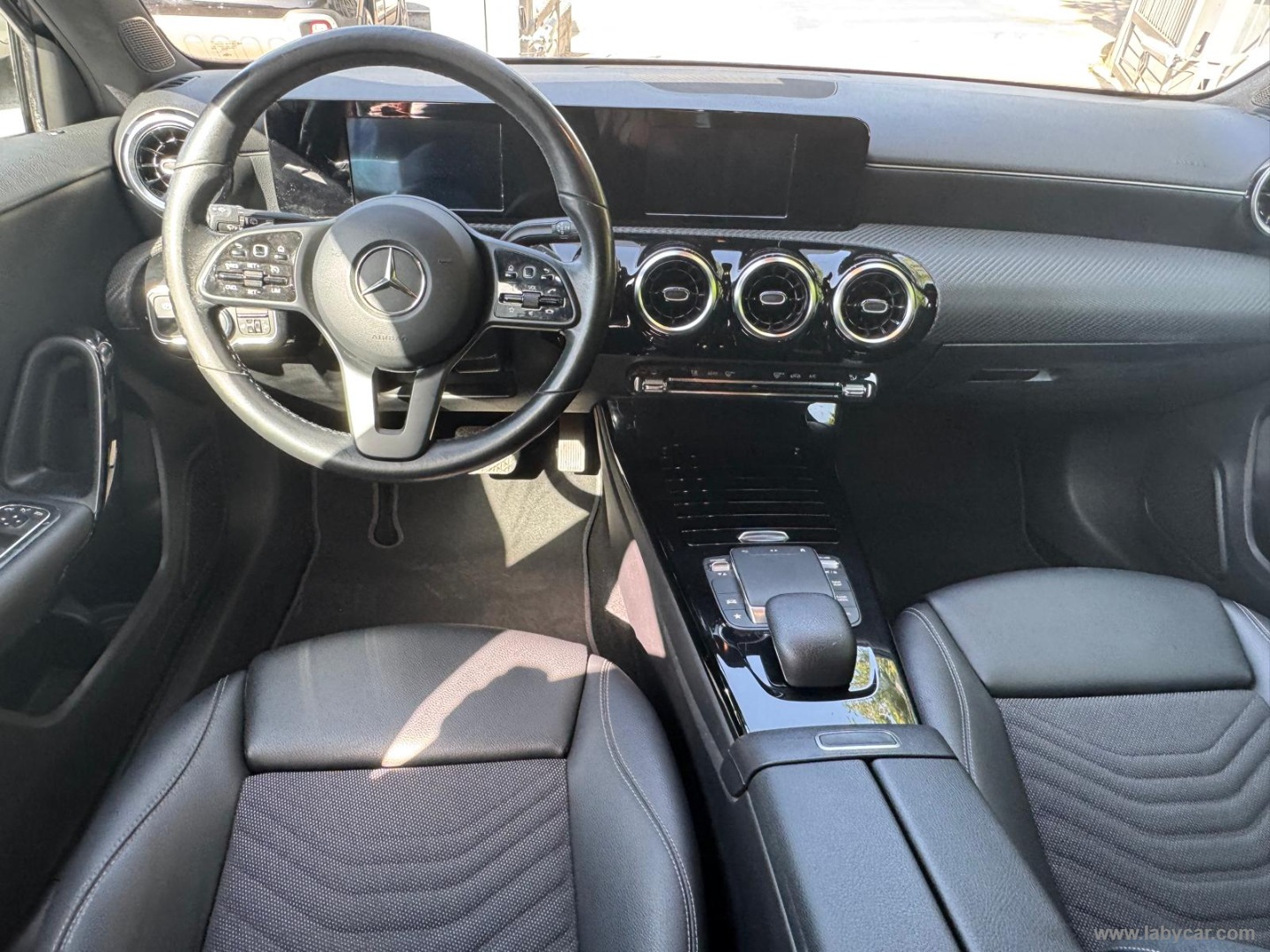 Mercedes-Benz Classe A A 180 d Automatic Business - Immagine 13