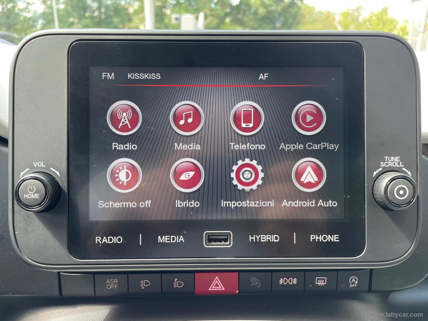 Fiat Panda 1.0 FireFly S&S Hybrid Pandina - Immagine 13