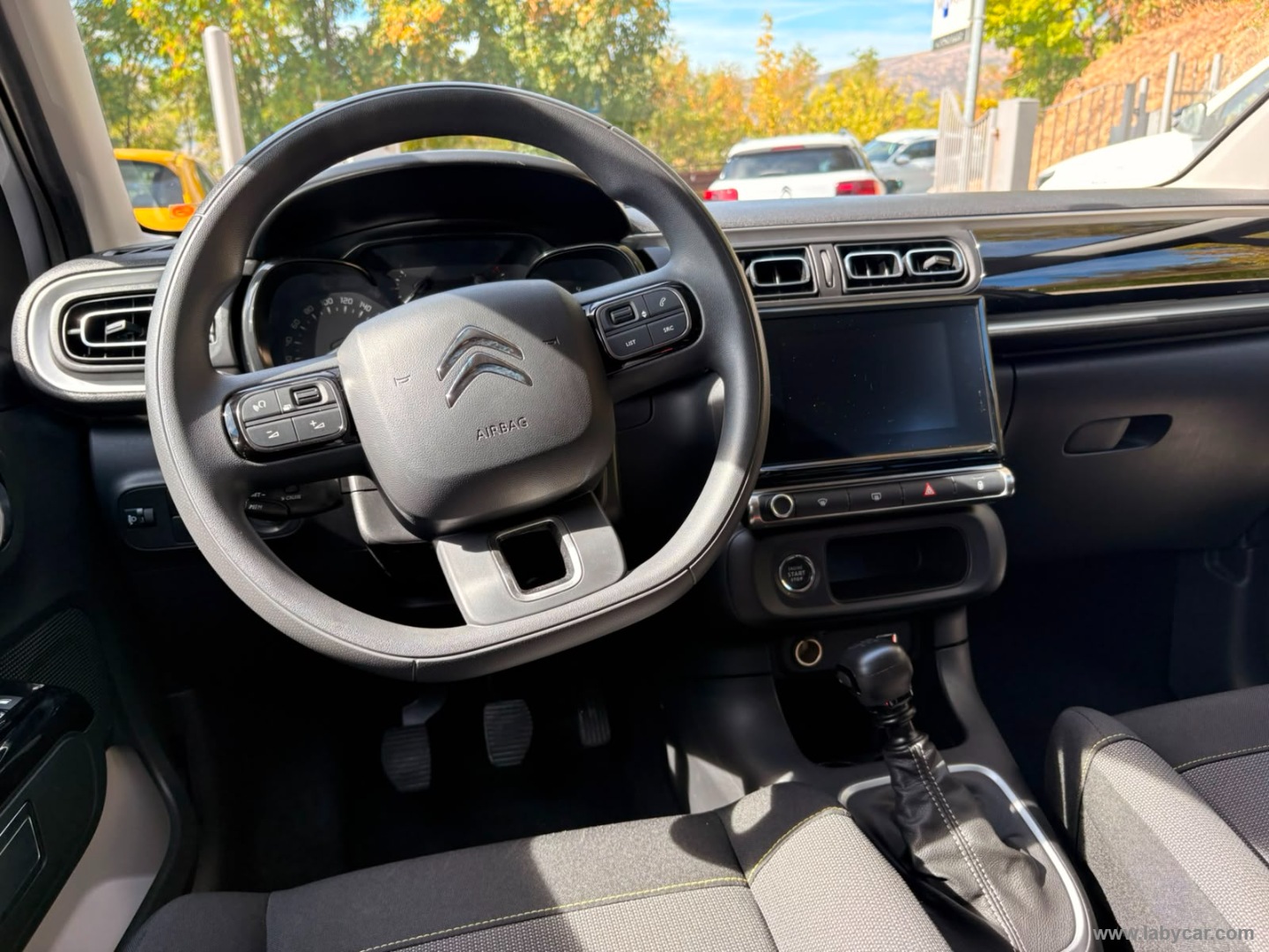Citroën C3 PureTech 110 S&S Shine - Immagine 13