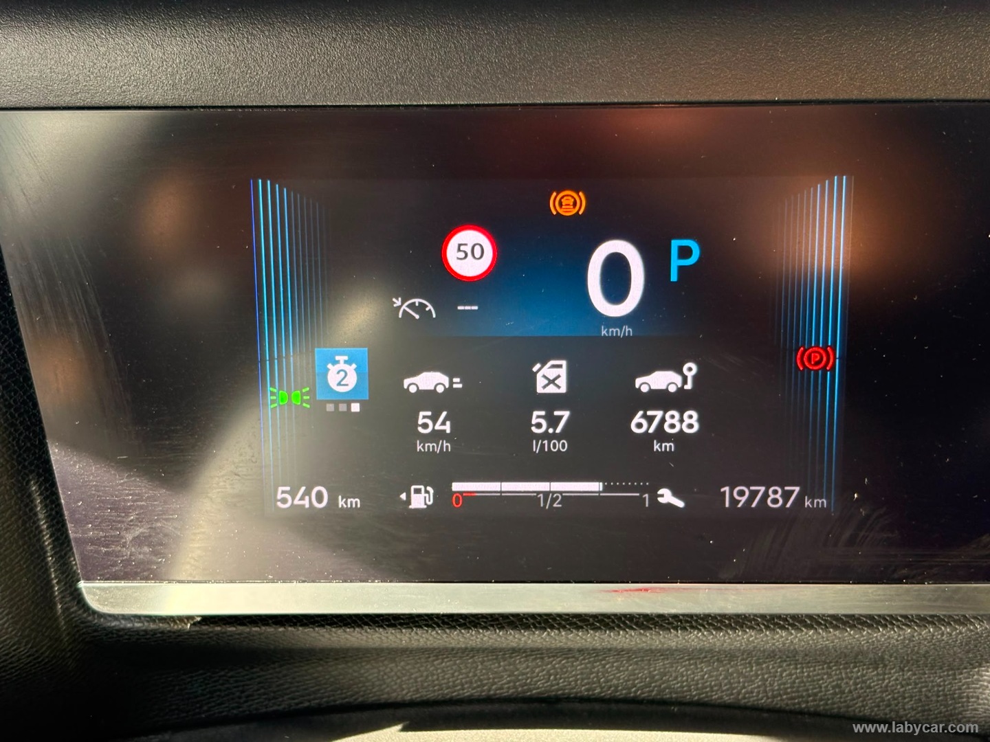 Citroën C4 Hybrid 110 e-DCS6 You - Immagine 13