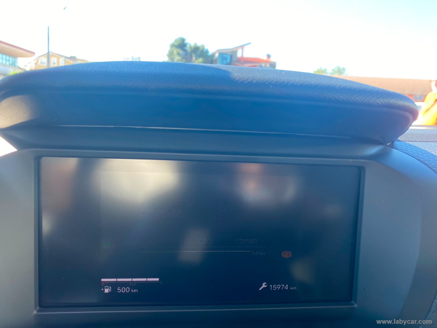 Citroën C4 Hybrid 145 e-DCS6 Plus - Immagine 13
