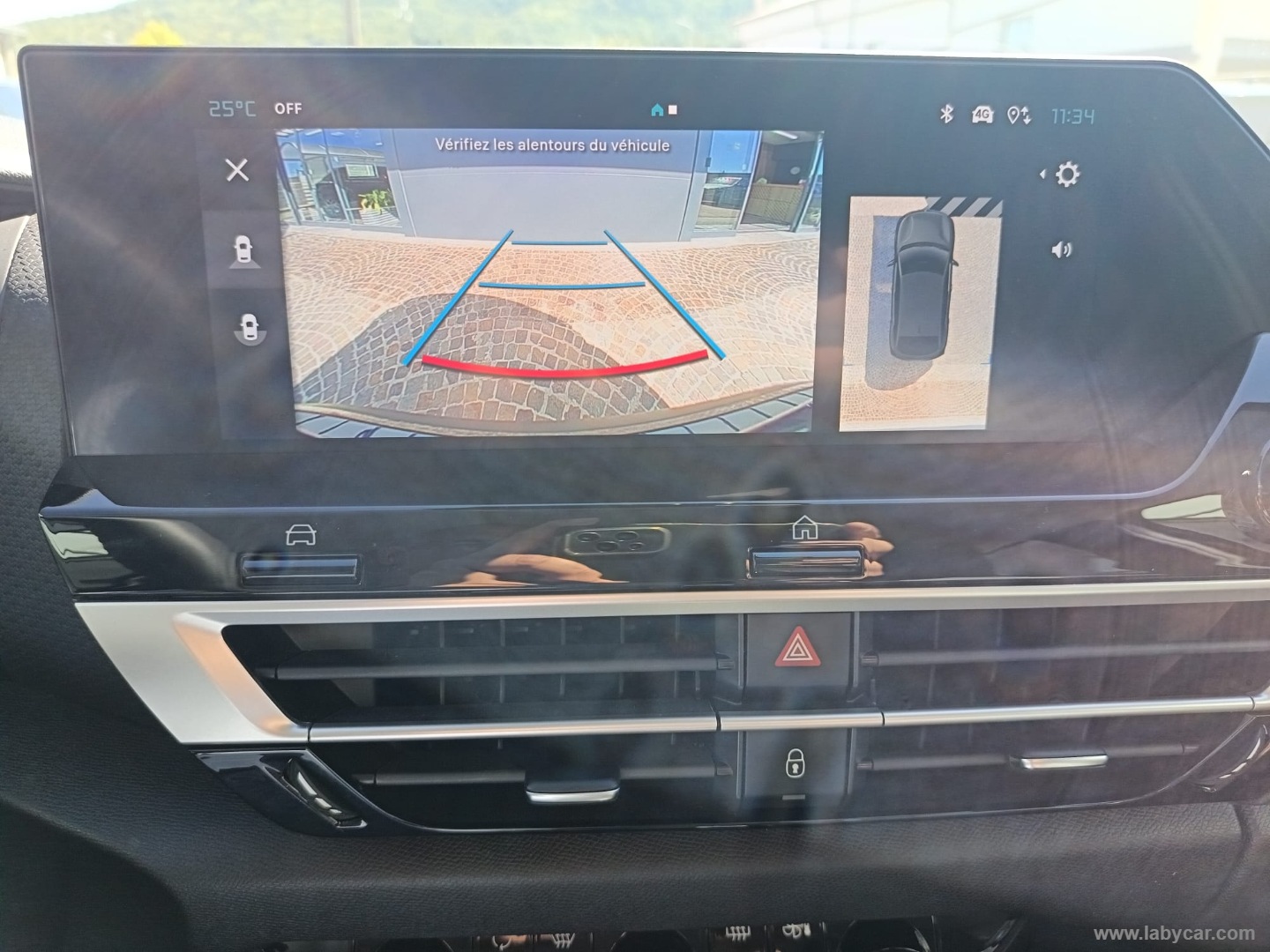 Citroën C4 Hybrid 145 e-DCS6 Plus - Immagine 13