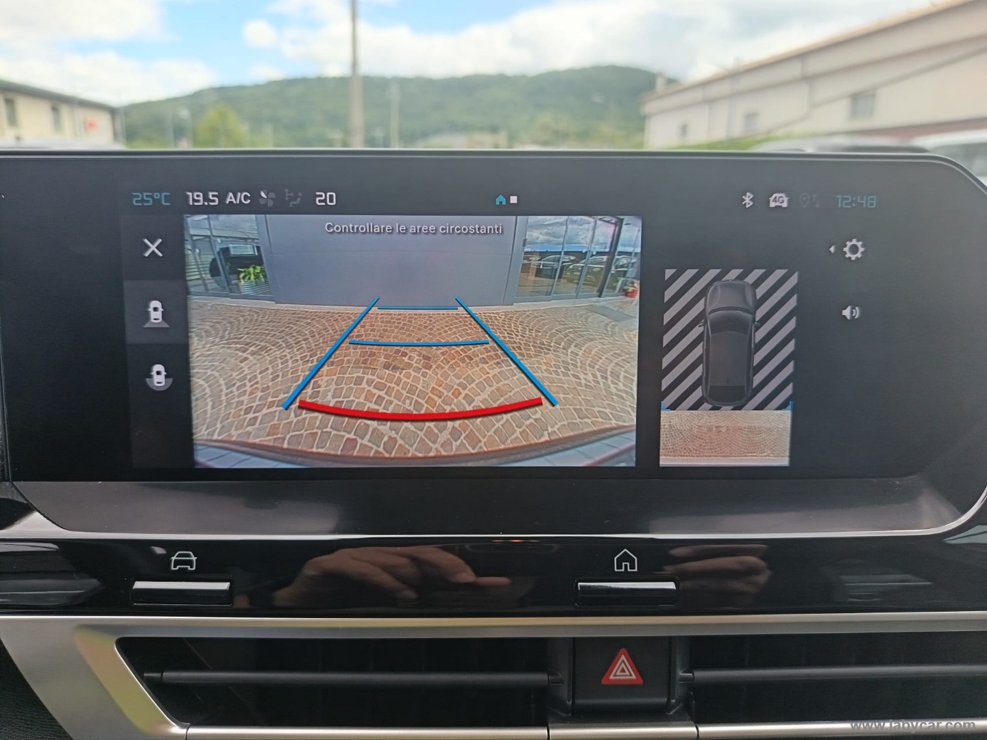 Citroën C4 Hybrid 145 e-DCS6 Plus - Immagine 13