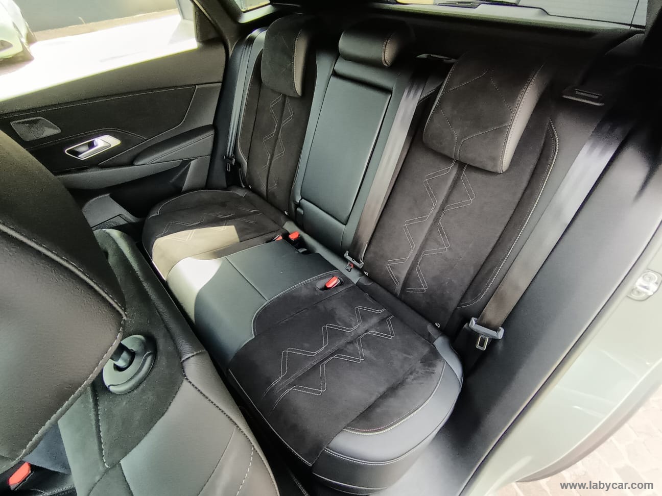 DS AUTOMOBILES DS7 DS 7 E-Tense 300 4x4 Performance Line - Immagine 13