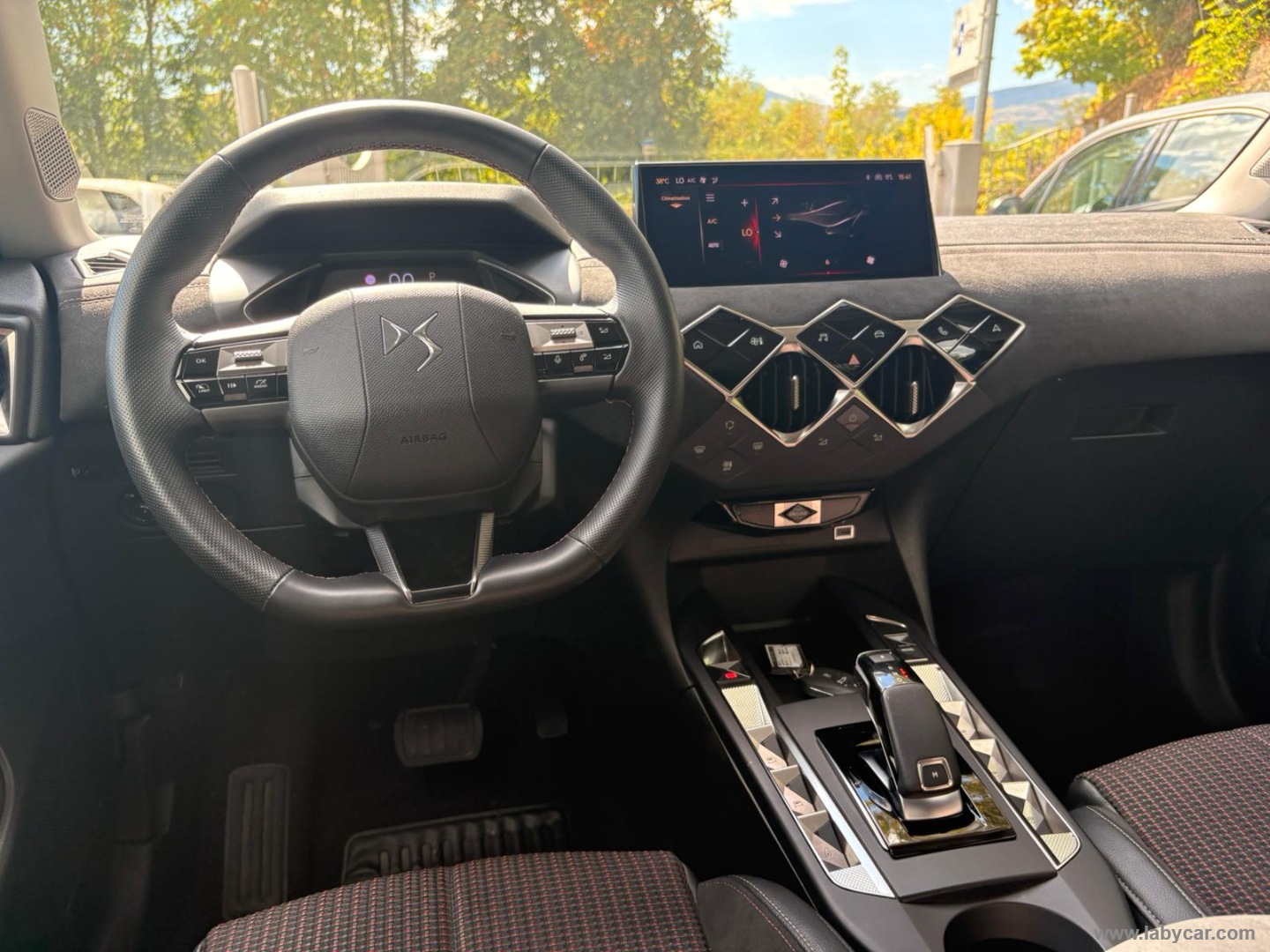 DS AUTOMOBILES DS 3 Crossback DS 3 PureTech 130 aut. Performance Line - Immagine 13