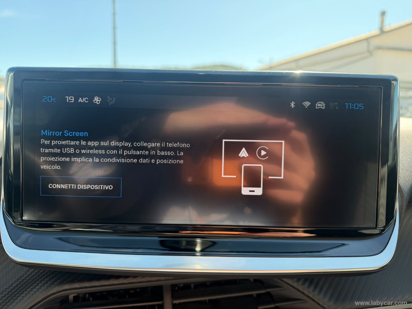Peugeot 208 Hybrid 110 e-DCS6 Allure - Immagine 13