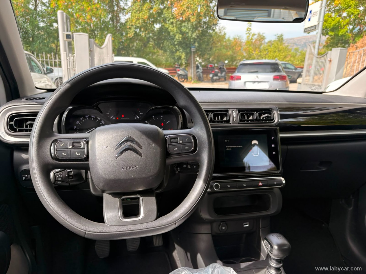 Citroën C3 BlueHDi 100 S&S Feel - Immagine 13