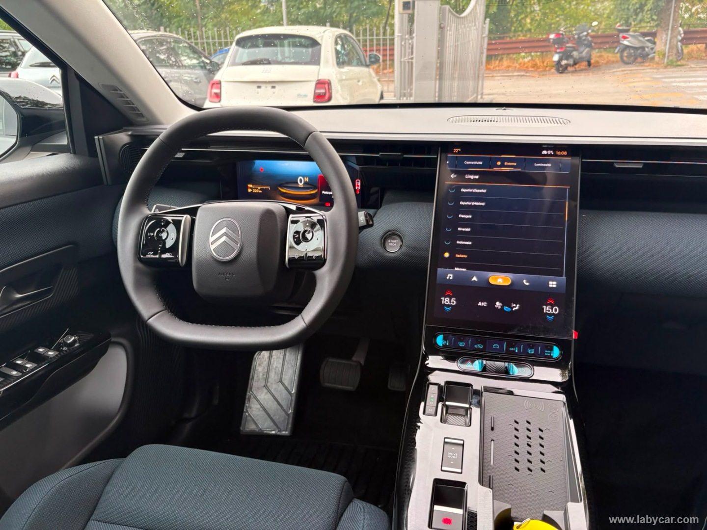 Citroën C5 Aircross Hybrid 145 e-DCS6 Plus - Immagine 13