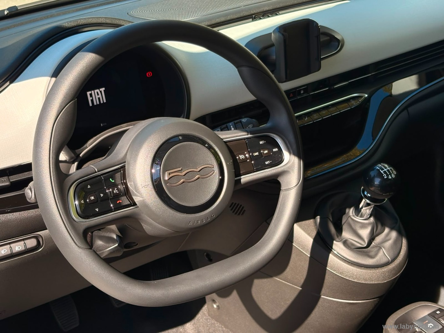 Fiat 500 Berlina Hybrid Pop - Immagine 13
