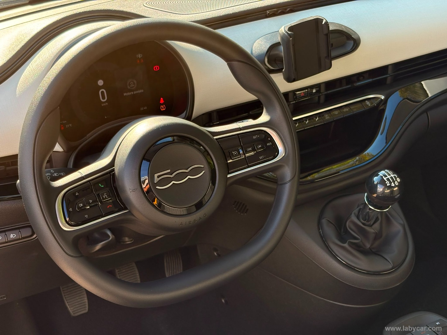 Fiat 500 Berlina Hybrid Pop - Immagine 13