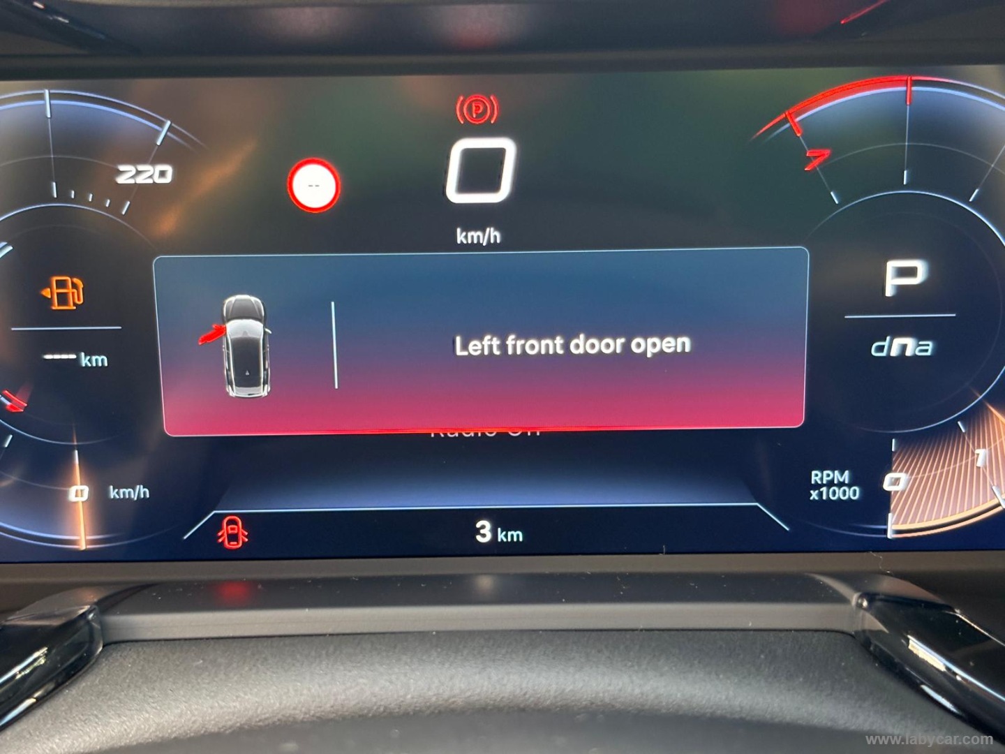 Alfa Romeo Junior 1.2 145 CV Hybrid eDCT6 - Immagine 13