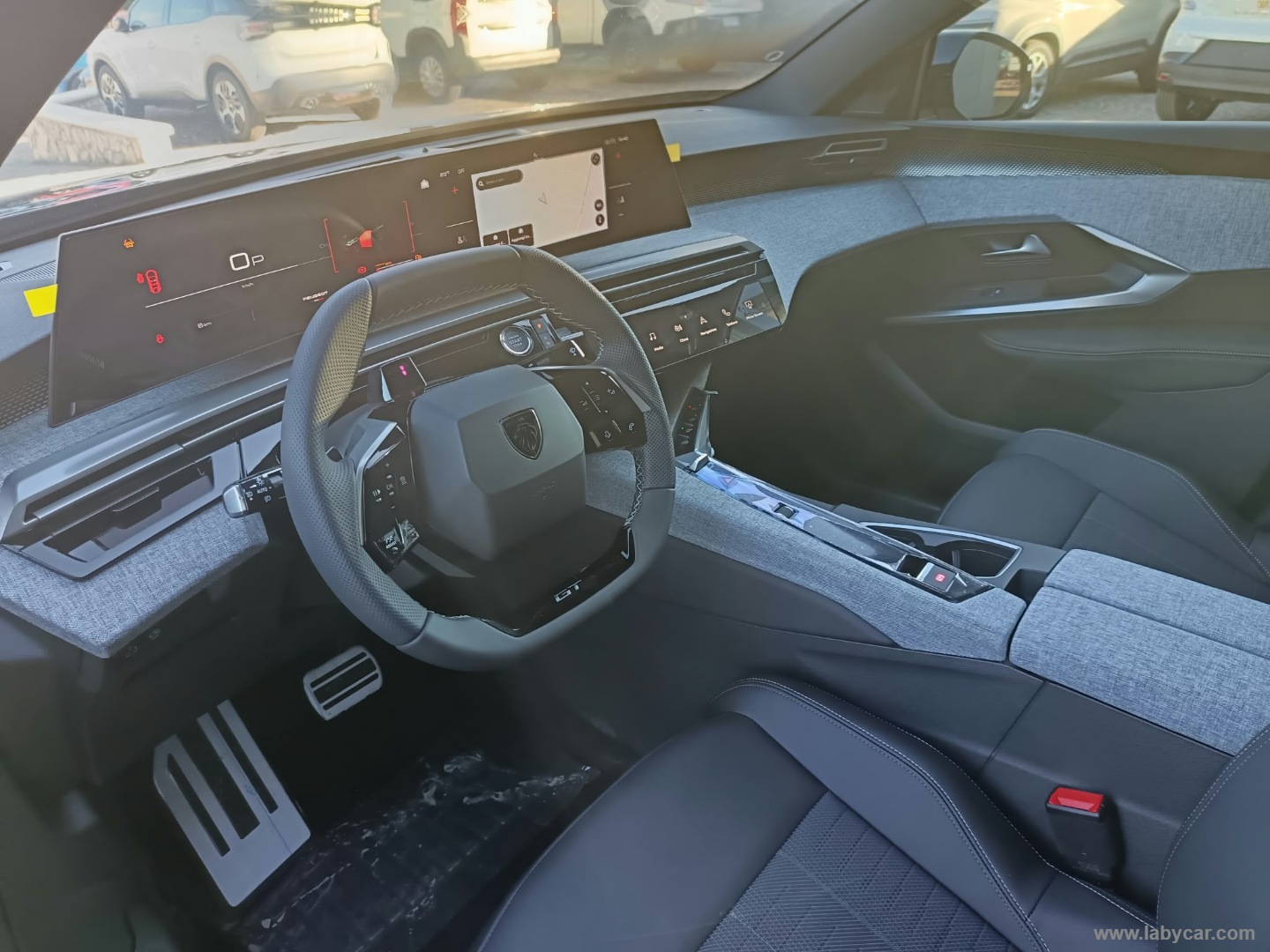 3008 Hybrid 145 e-DCS6 GT - immagine 13