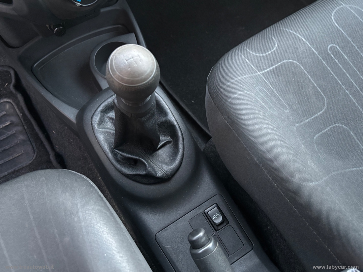 Yaris 1.0 3p. - immagine 13