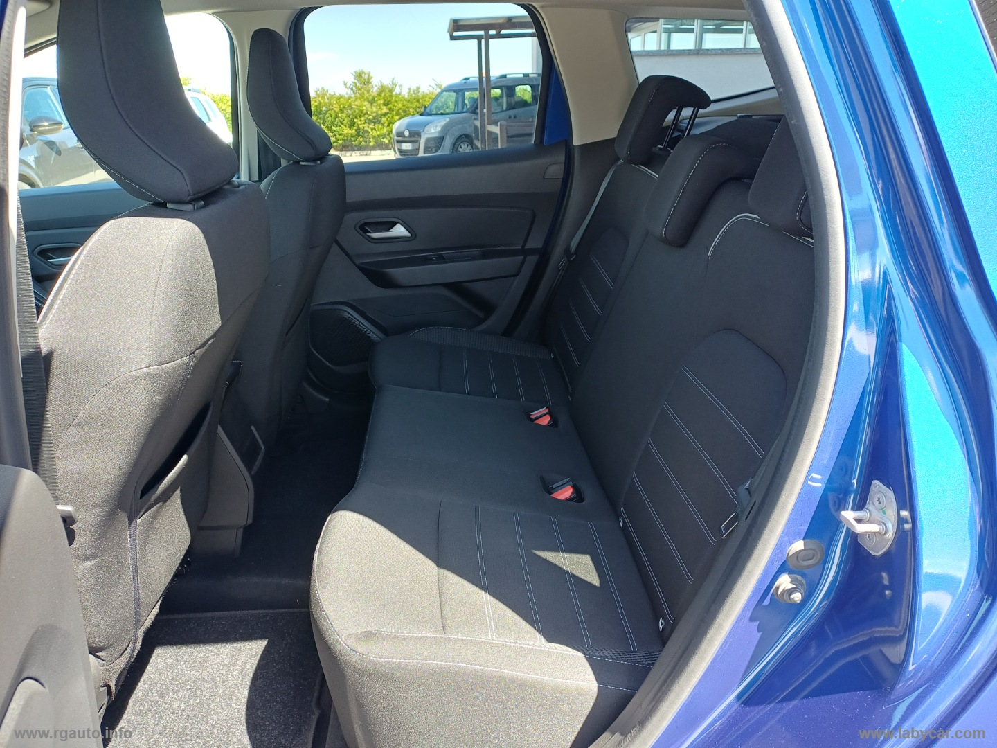 Duster 1.0 TCe GPL 4x2 Journey - immagine 13