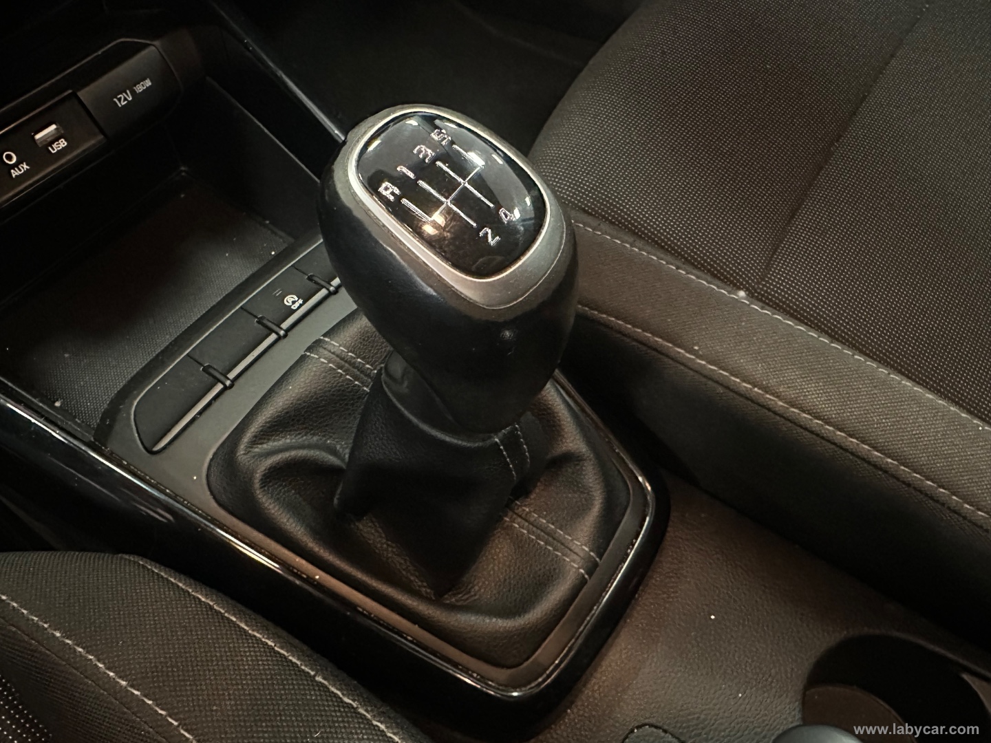Rio 1.0 T-GDi 12V Evolution - immagine 13