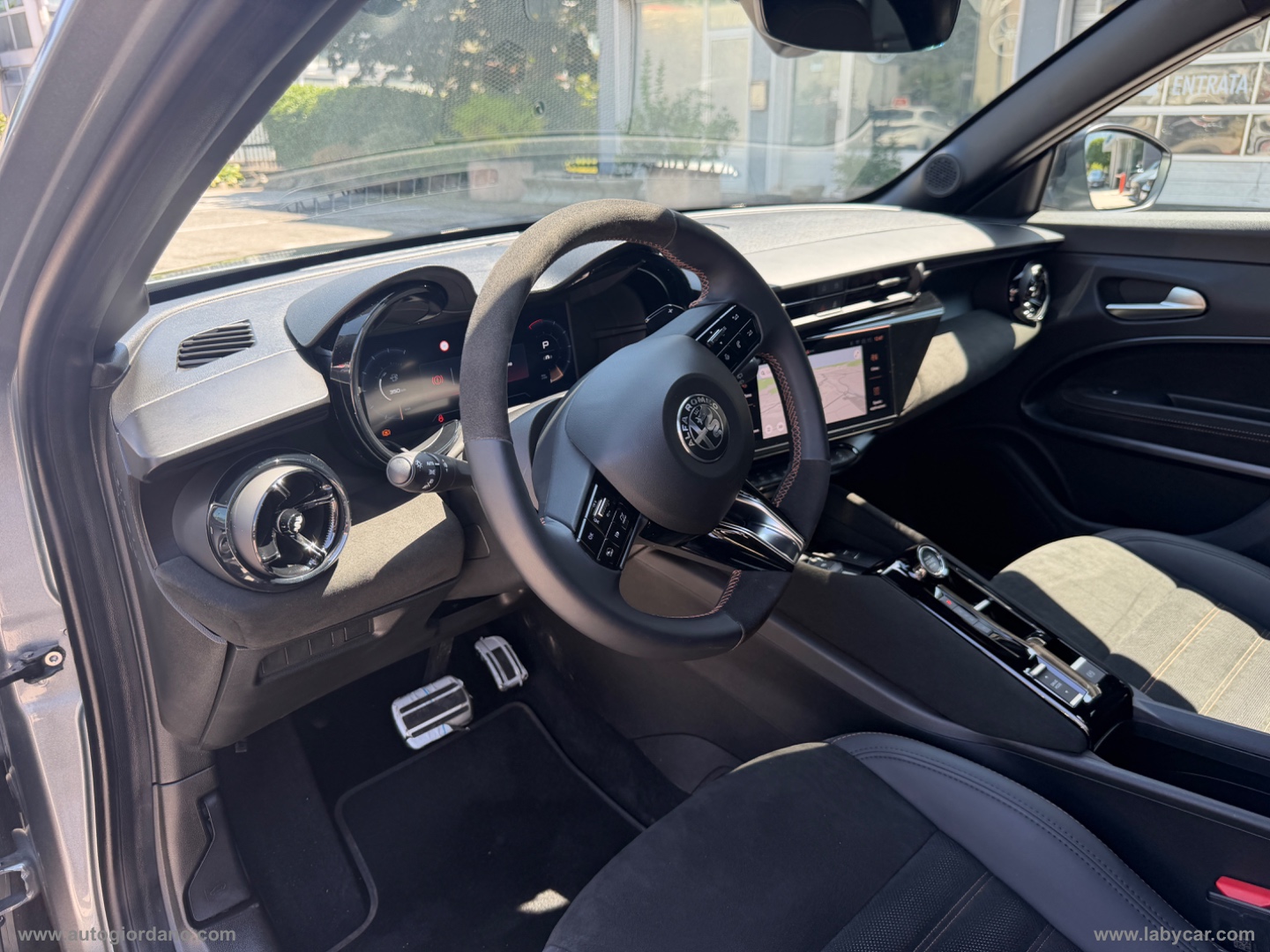 Junior 1.2 145CV Hybrid eDCT6 Q4 Intensa - immagine 13