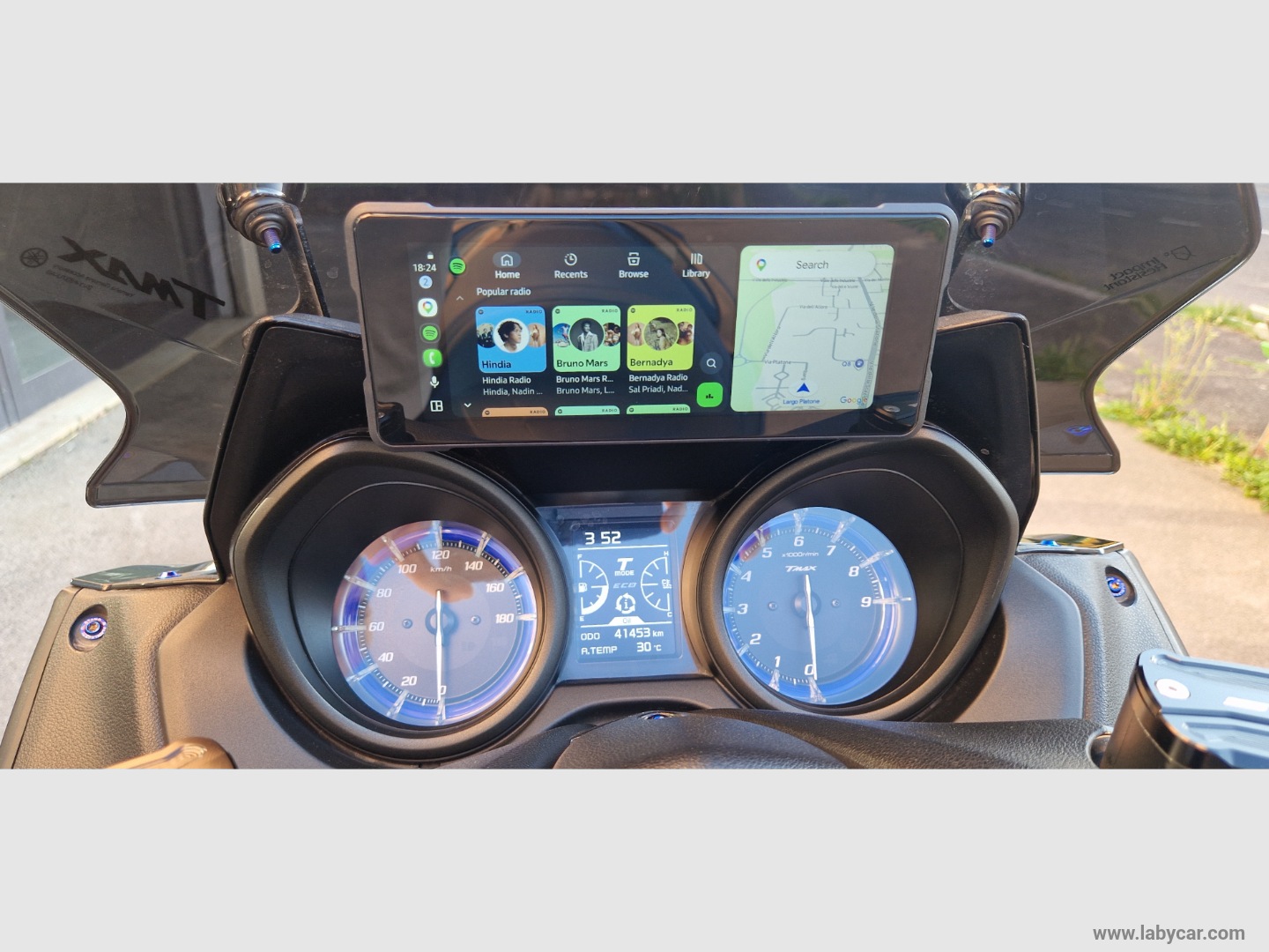 T Max 560 - immagine 13