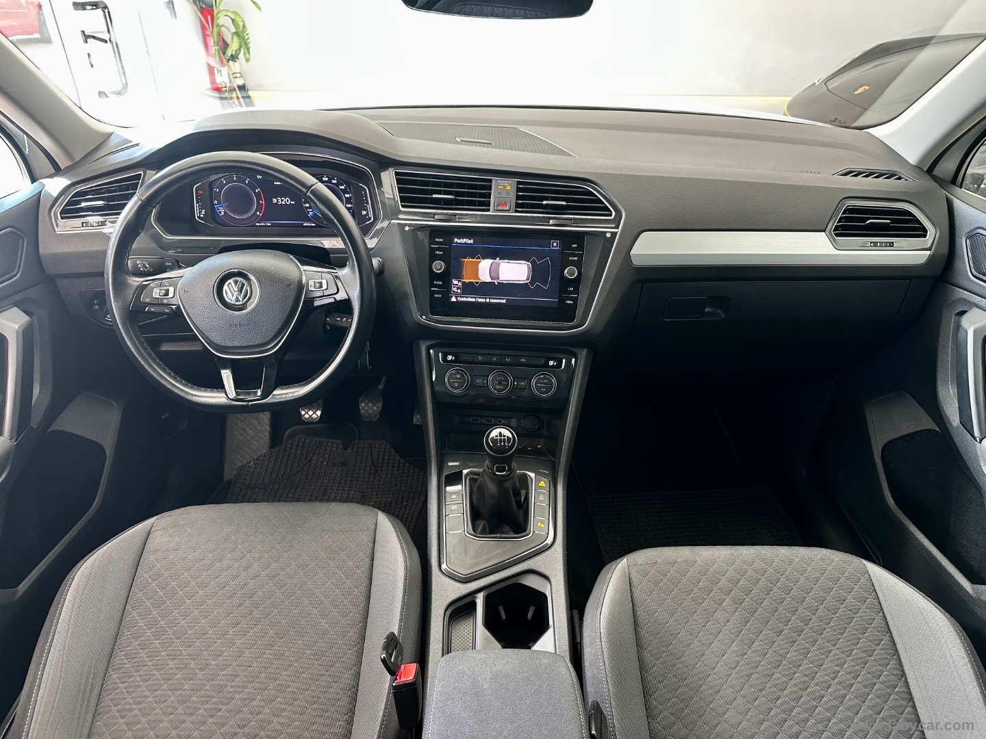 Tiguan 1.5 TSI R LINE Sport ACT BMT - immagine 13