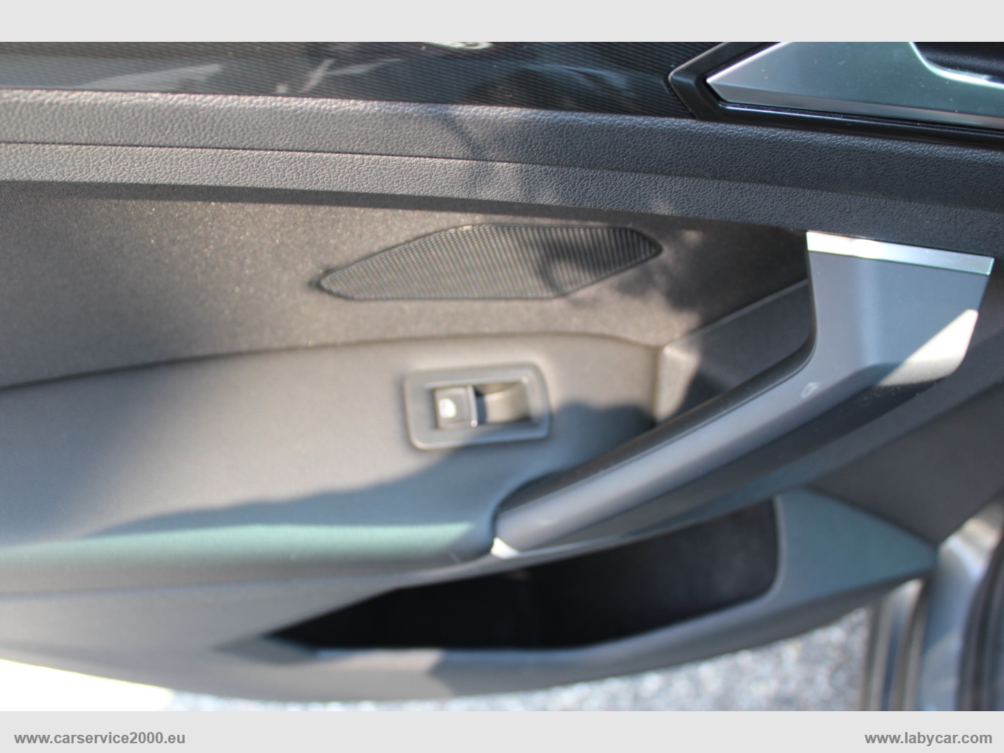 Tiguan 2.0 TDI DSG 4MOTION Advanced BMT - immagine 13