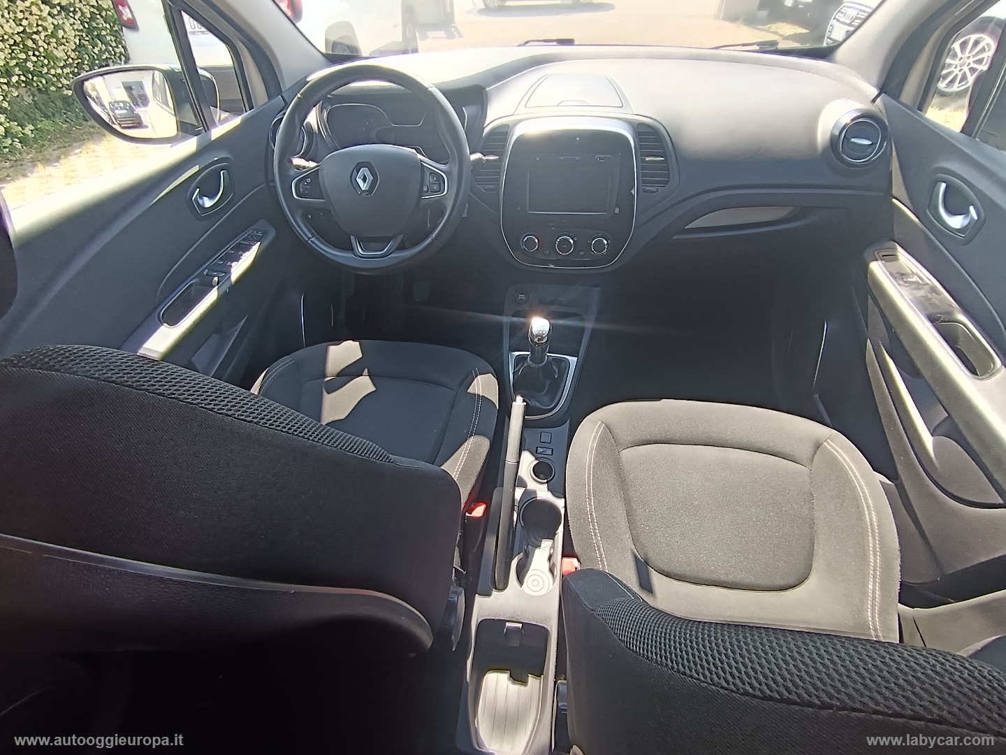Captur TCe 12V 90 CV Business - immagine 13