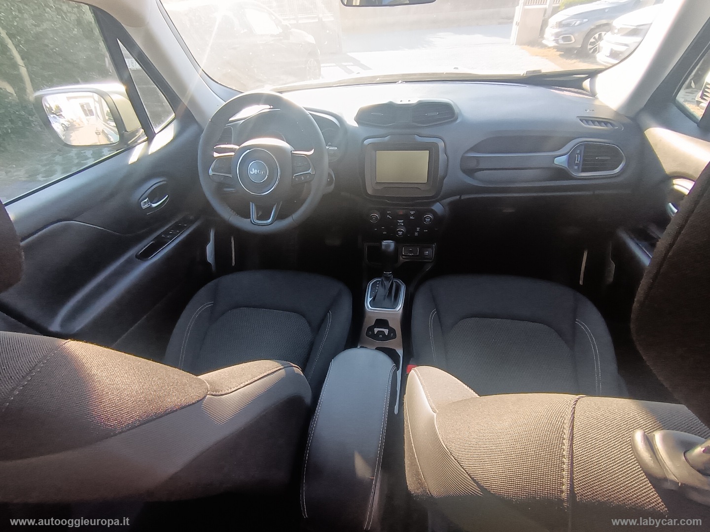 Renegade 1.6 Mjt DDCT 120CV Limited - immagine 13
