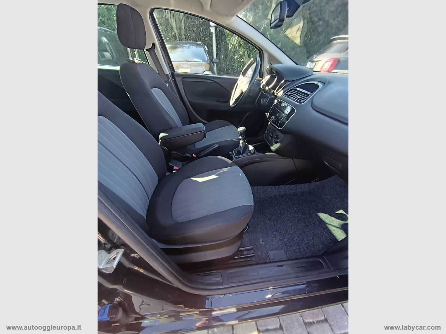 Punto 1.4 8V 5p. Easypower Lounge - immagine 13