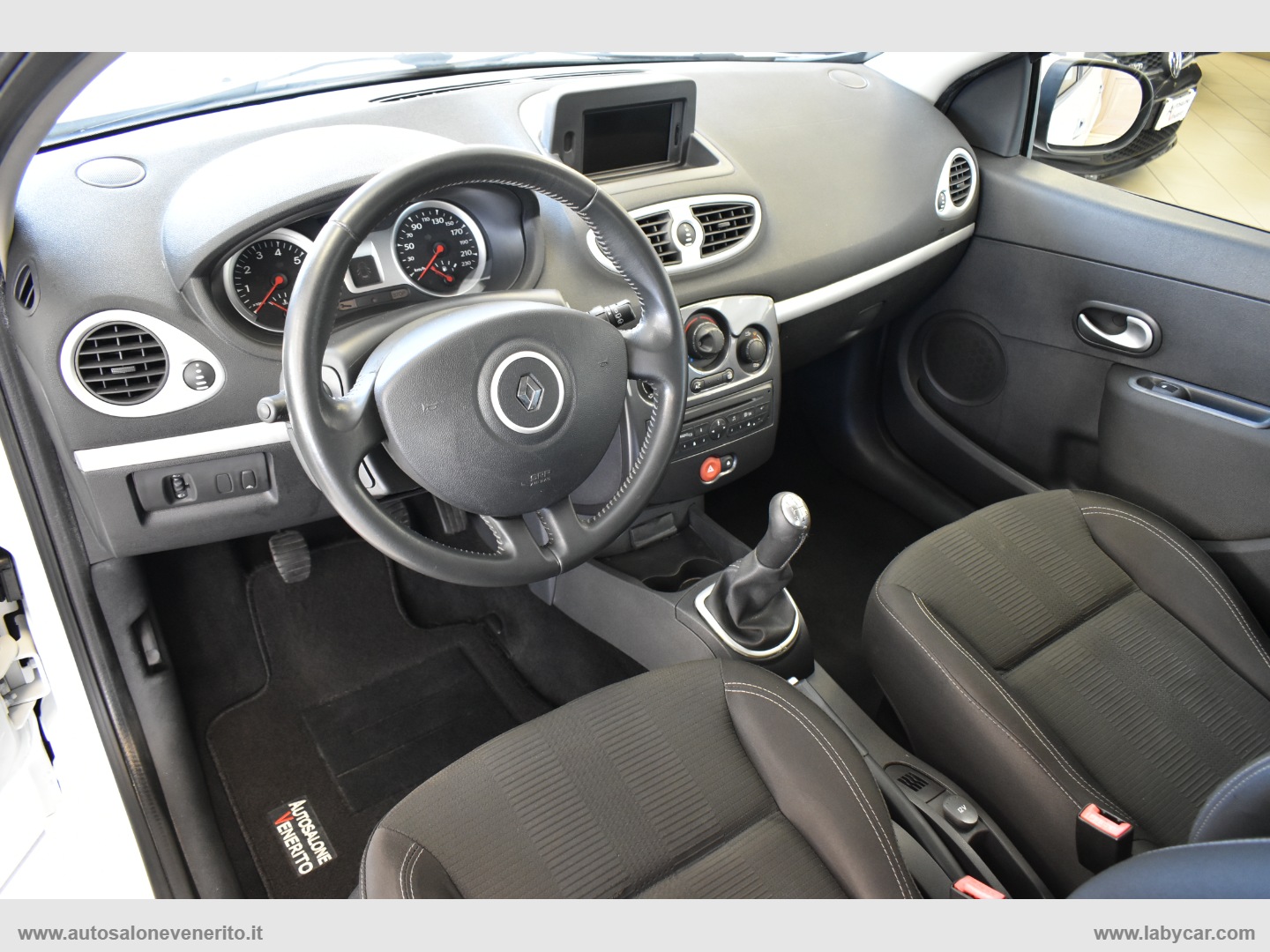Clio 1.2 5p. Dynamique - immagine 13