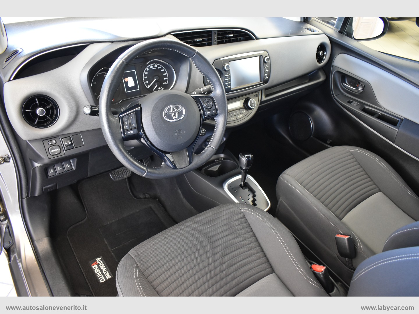 Yaris 1.5 Hybrid 5p. Active - immagine 13