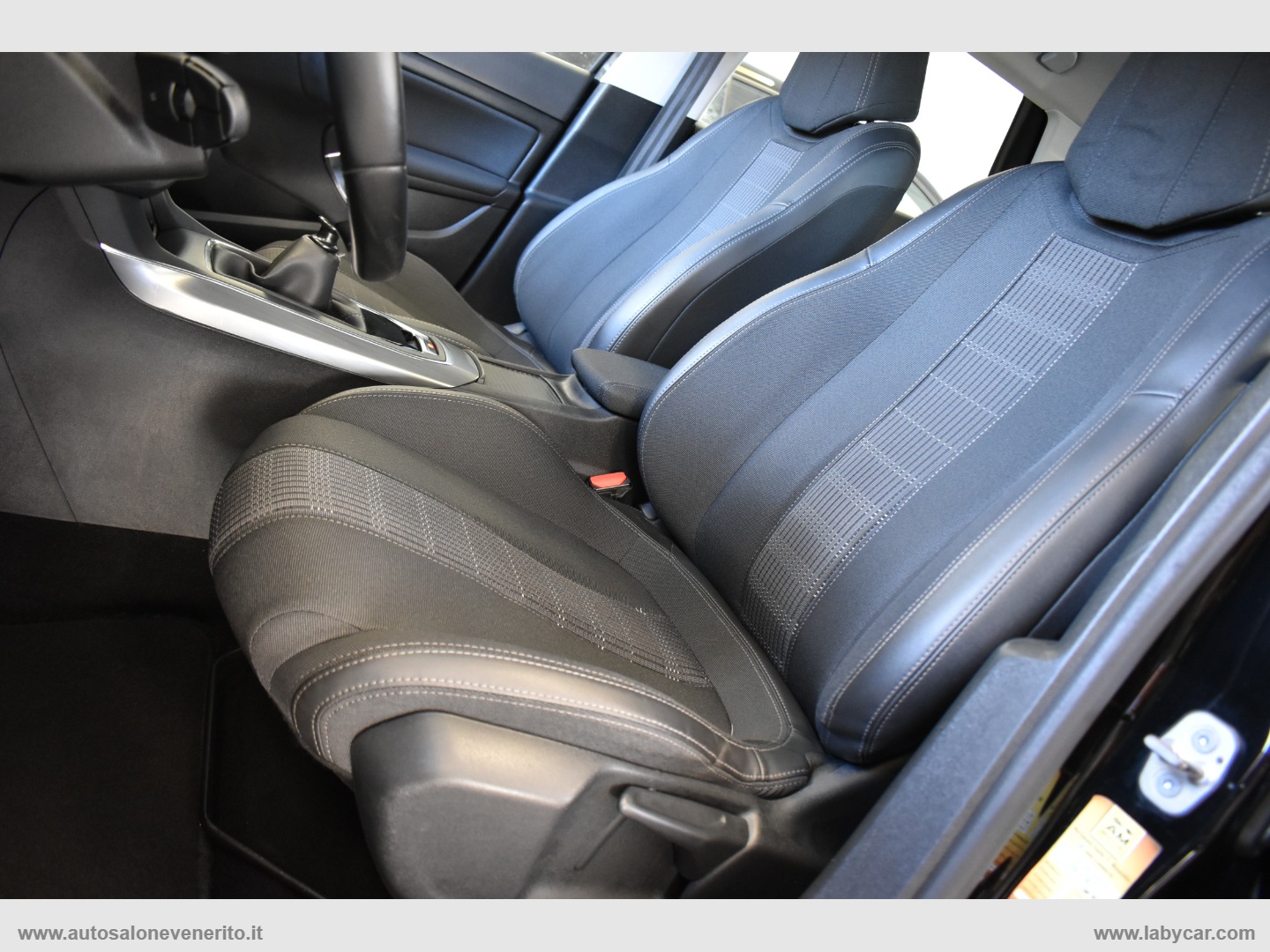 308 BlueHDi 130 S&S SW Allure - immagine 13