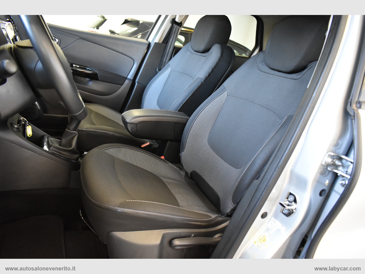 Captur TCe 12V 90 CV S&S Energy Intens - immagine 13