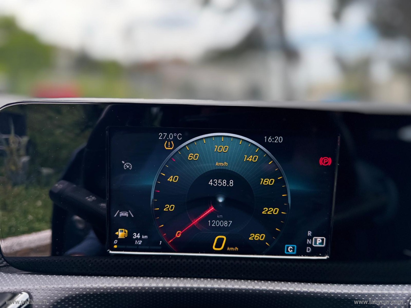 A 180 d Automatic Executive - immagine 13