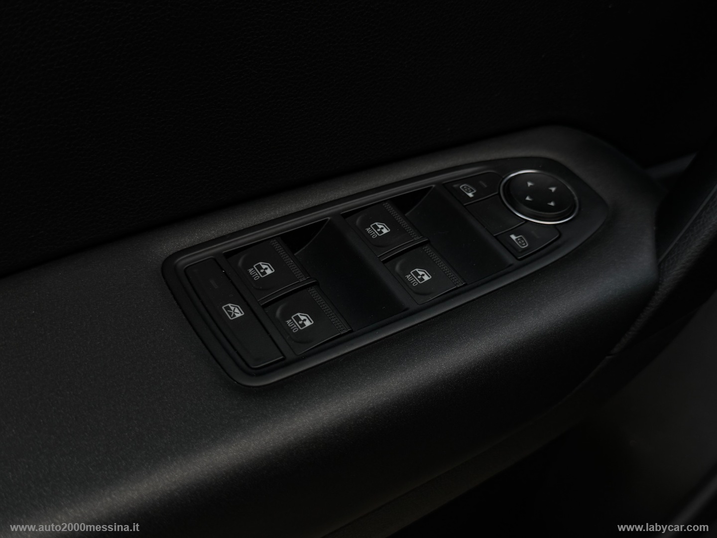 Captur TCe 140 CV EVOLUTION - immagine 13