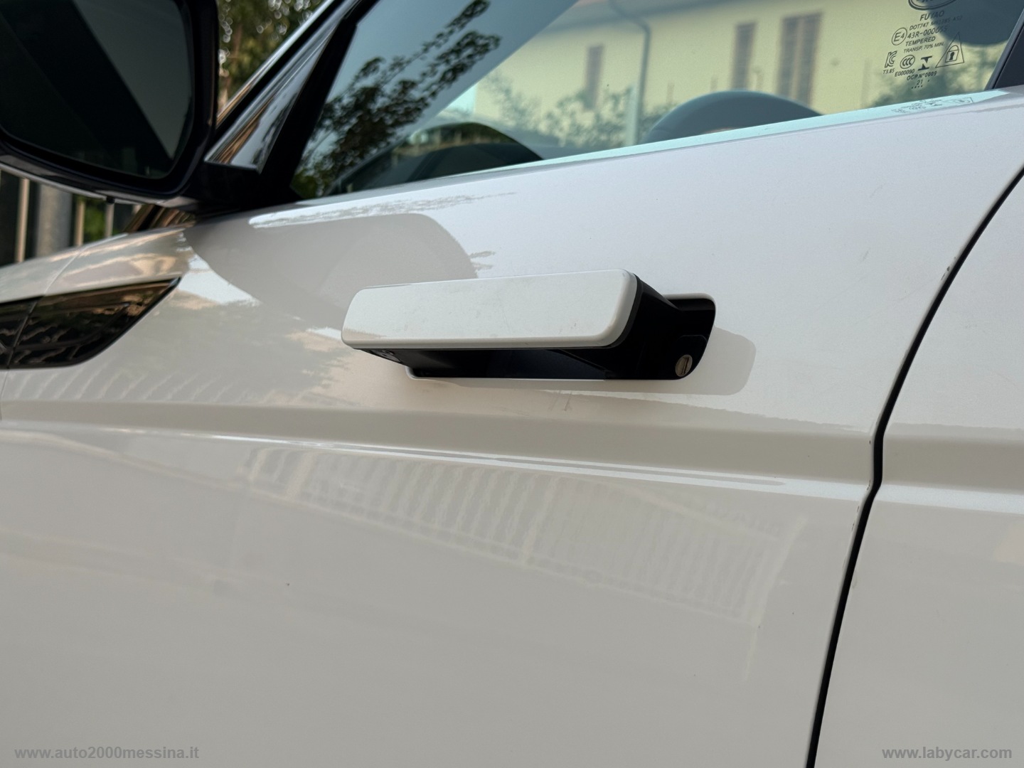 RR Evoque 2.0D I4 163 CV AWD Auto SE - immagine 13