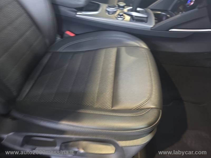 Stelvio 2.2 T.diesel 160CV AT8 RWD Bus. - immagine 13