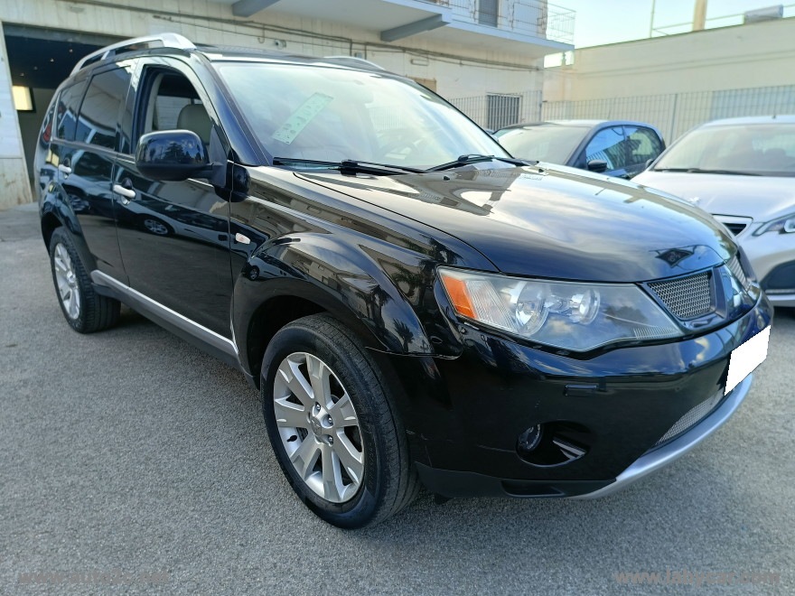 Outlander 2.0 DI-D Intense DPF - immagine 13