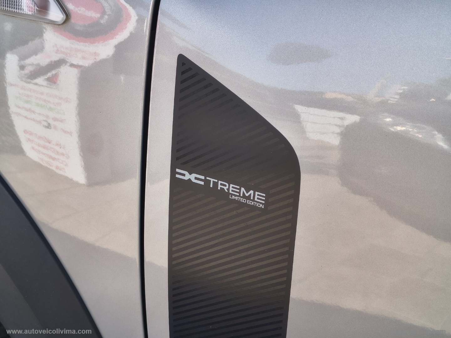 Jogger 1.0 TCe GPL 100CV 5 posti Extreme - immagine 13