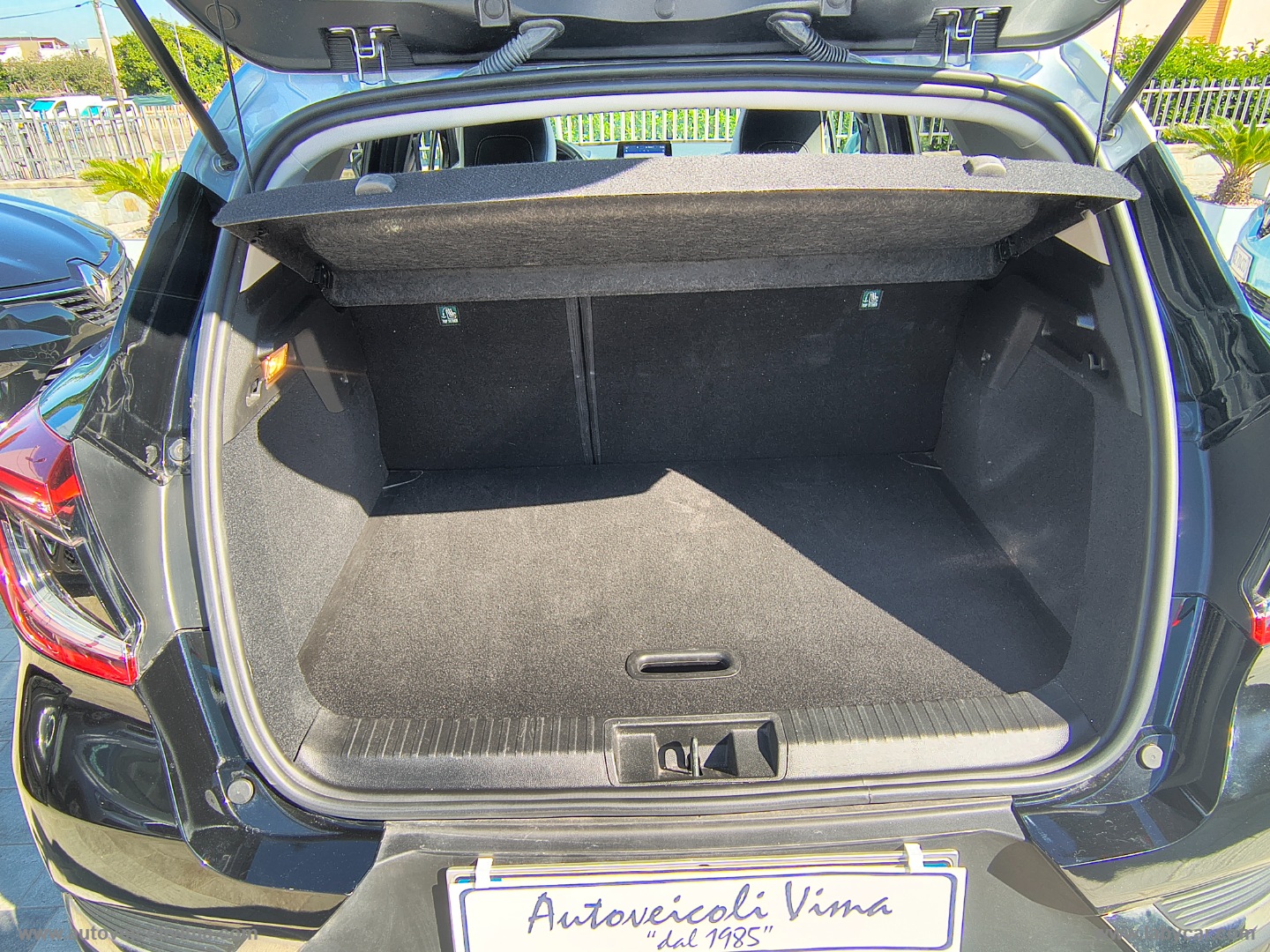 Captur TCe 100 CV GPL Techno TETTO APRIBILE - immagine 13