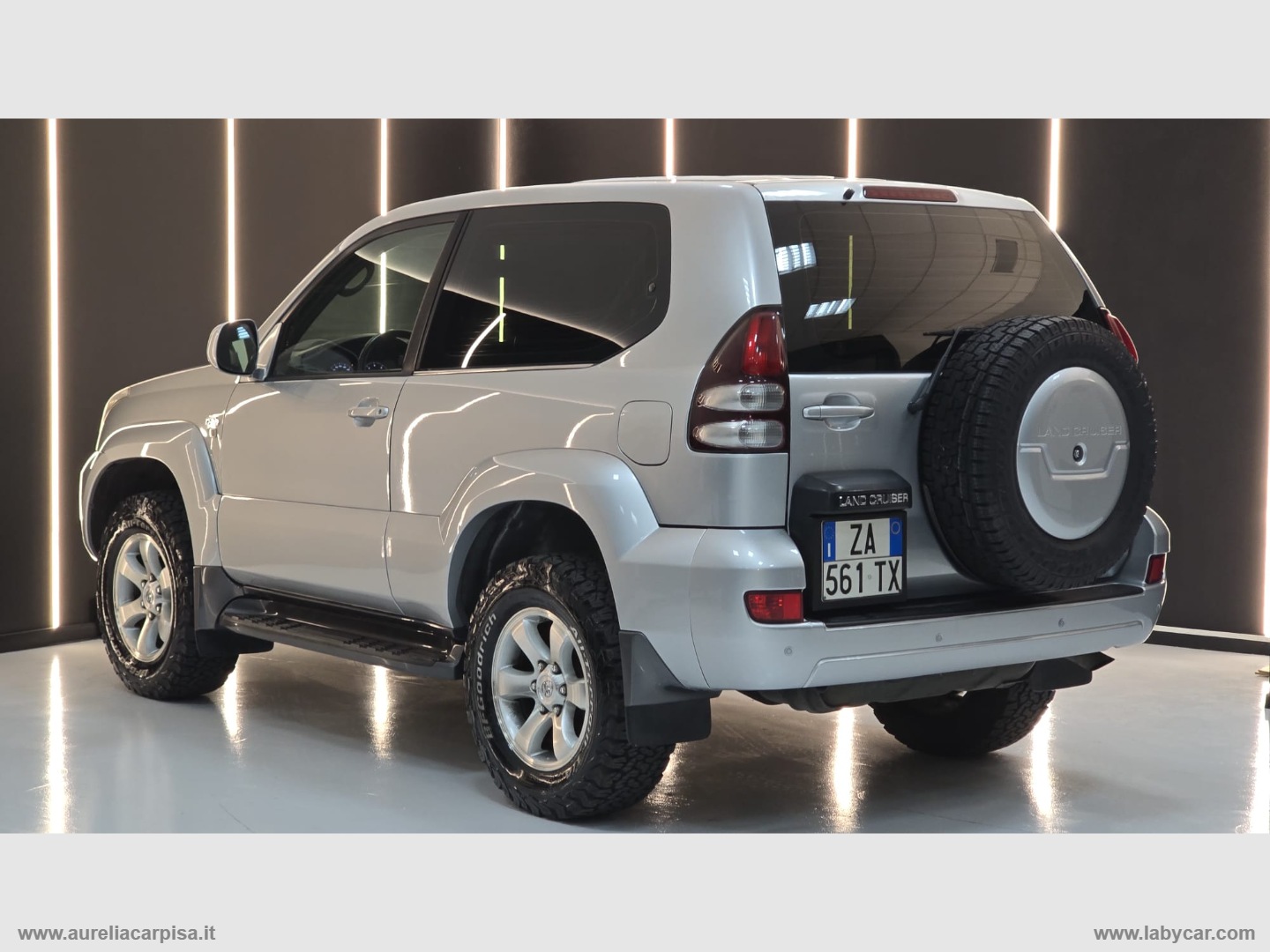 Land Cruiser 3.0 D-4D 16V 3p. aut. Exec. - immagine 13
