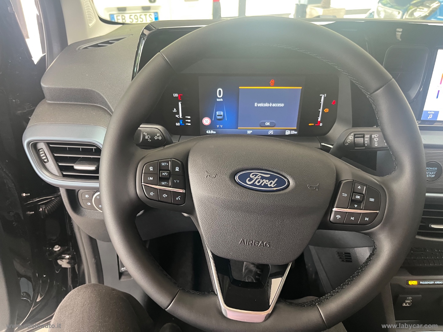 Tourneo Courier 1.0 EcoBoost Active - immagine 13