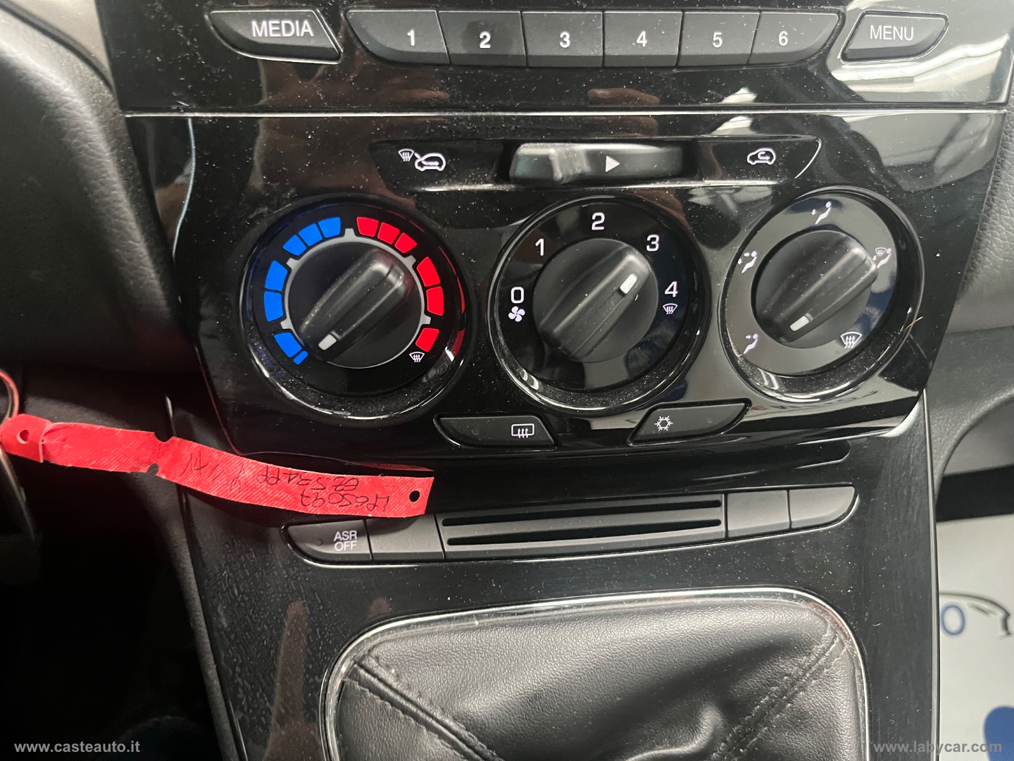Ypsilon 1.2 69 CV 5p. Gold CON 56900 KM - immagine 13
