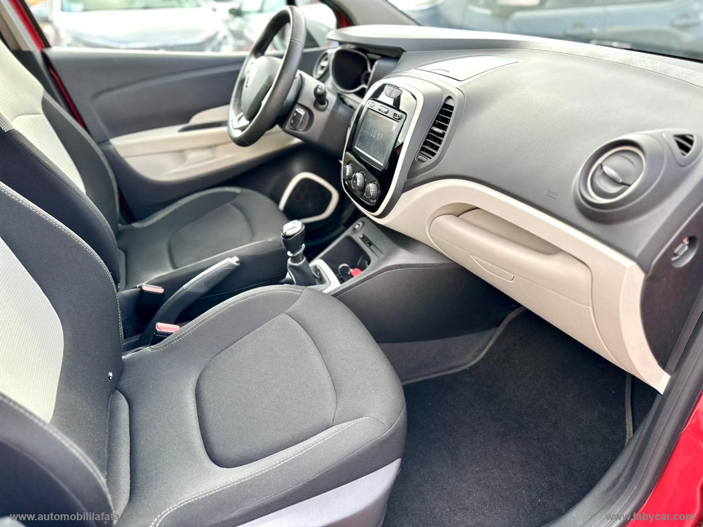Captur dCi 8V 110 CV S&S Energy Zen DIESEL 39.000 KM - immagine 13