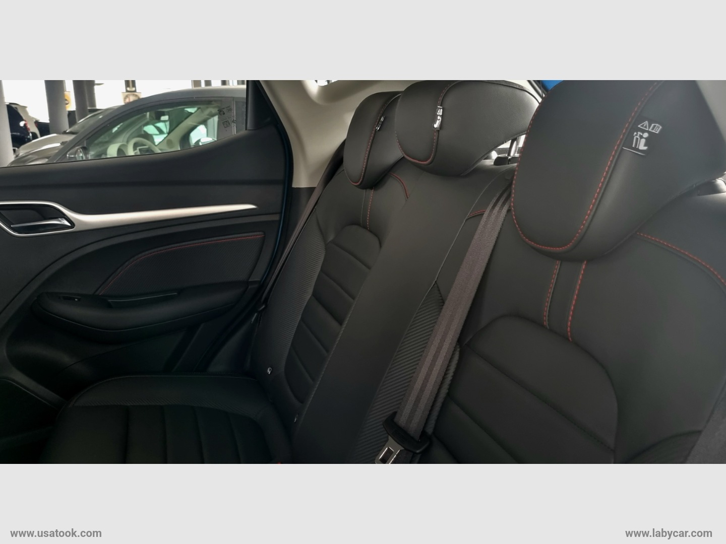 ZS 1.5 VTi-tech Luxury MG ZS 1.5 LUXURY KM0 - immagine 13