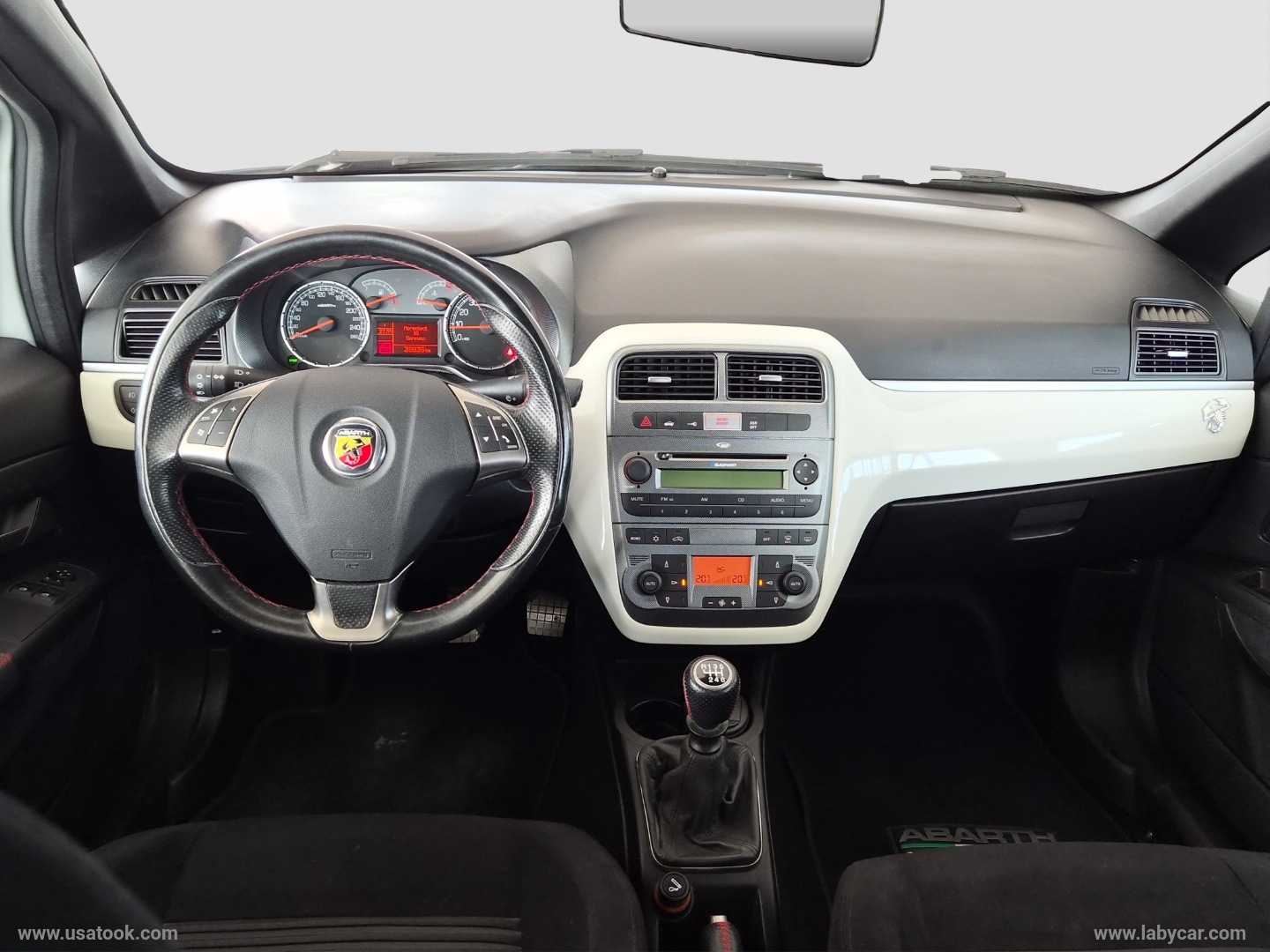 Grande Punto 1.4 T-Jet 16V 3p. 38.000 KM - UNICO PROPRIETARIO - 100% ORIGINALE - immagine 13