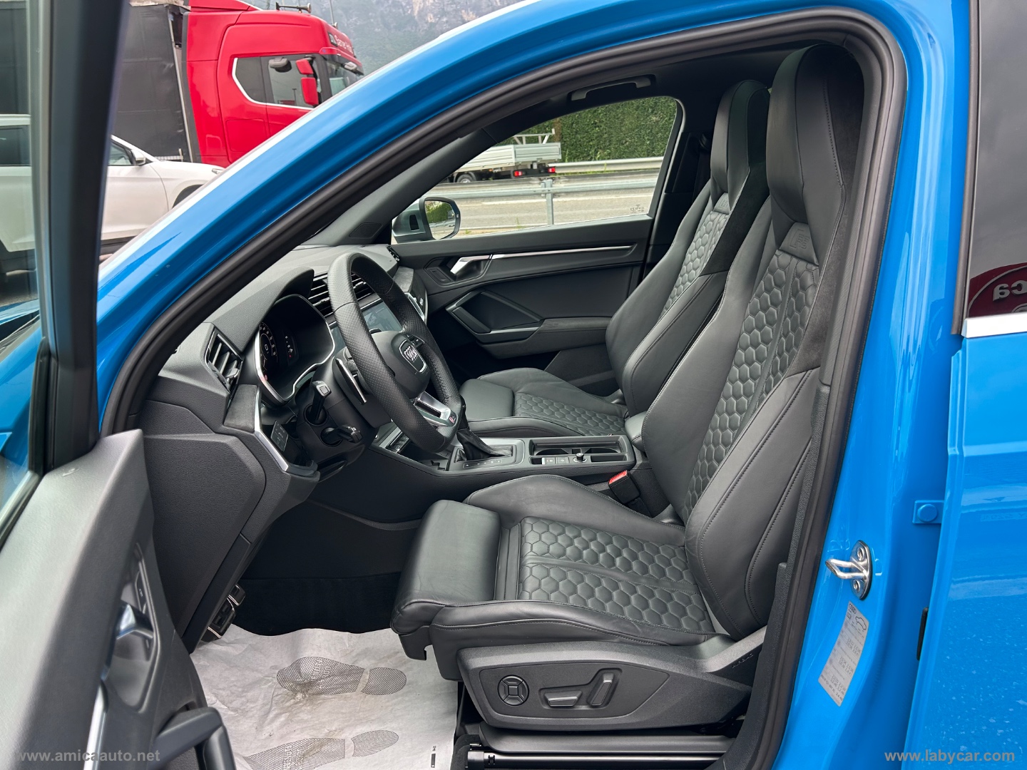 RS Q3 quattro S tronic - immagine 13