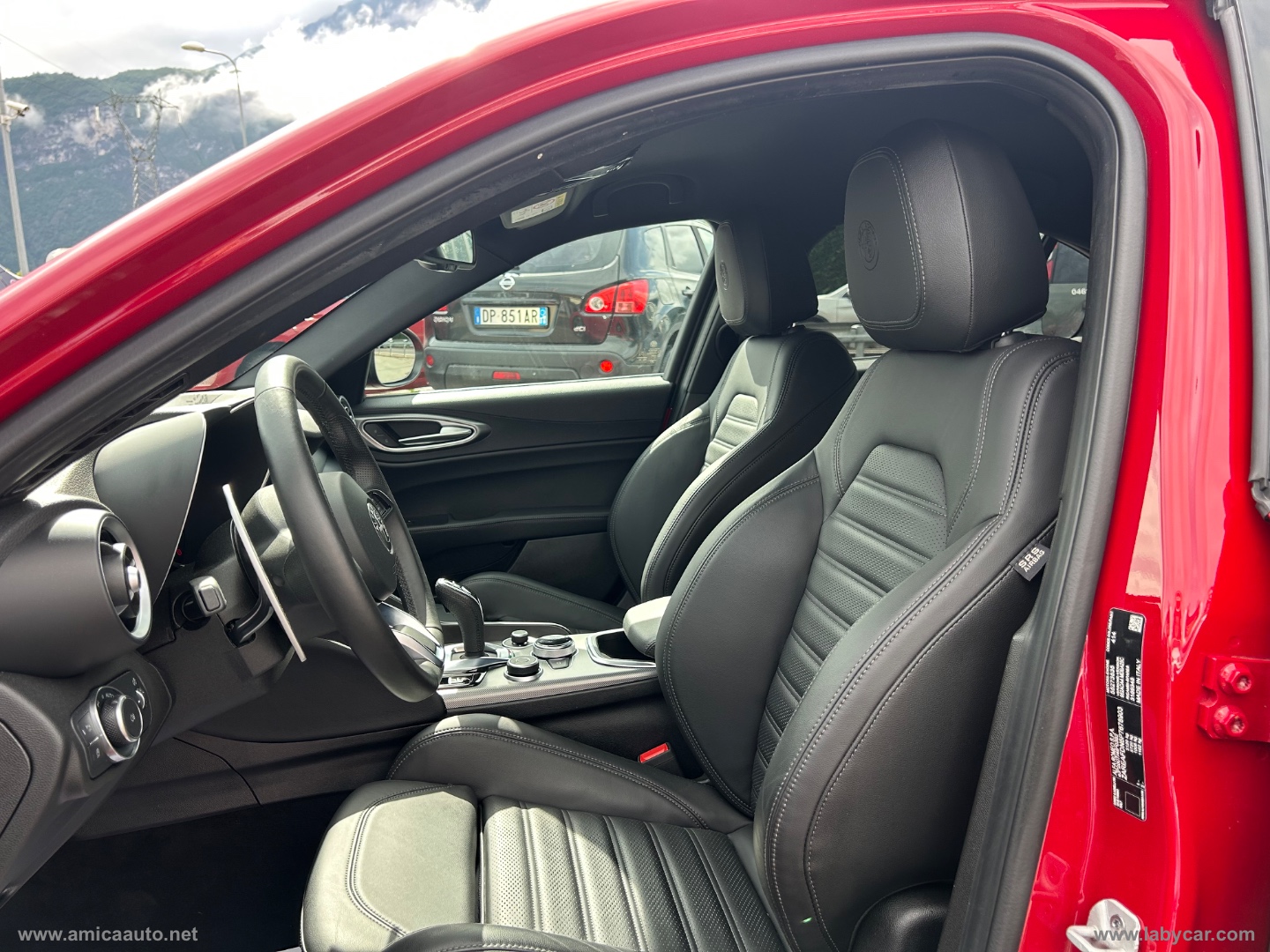 Giulia 2.0 Turbo 280CV AT8 AWD Q4 Veloce KM 10.700 - immagine 13