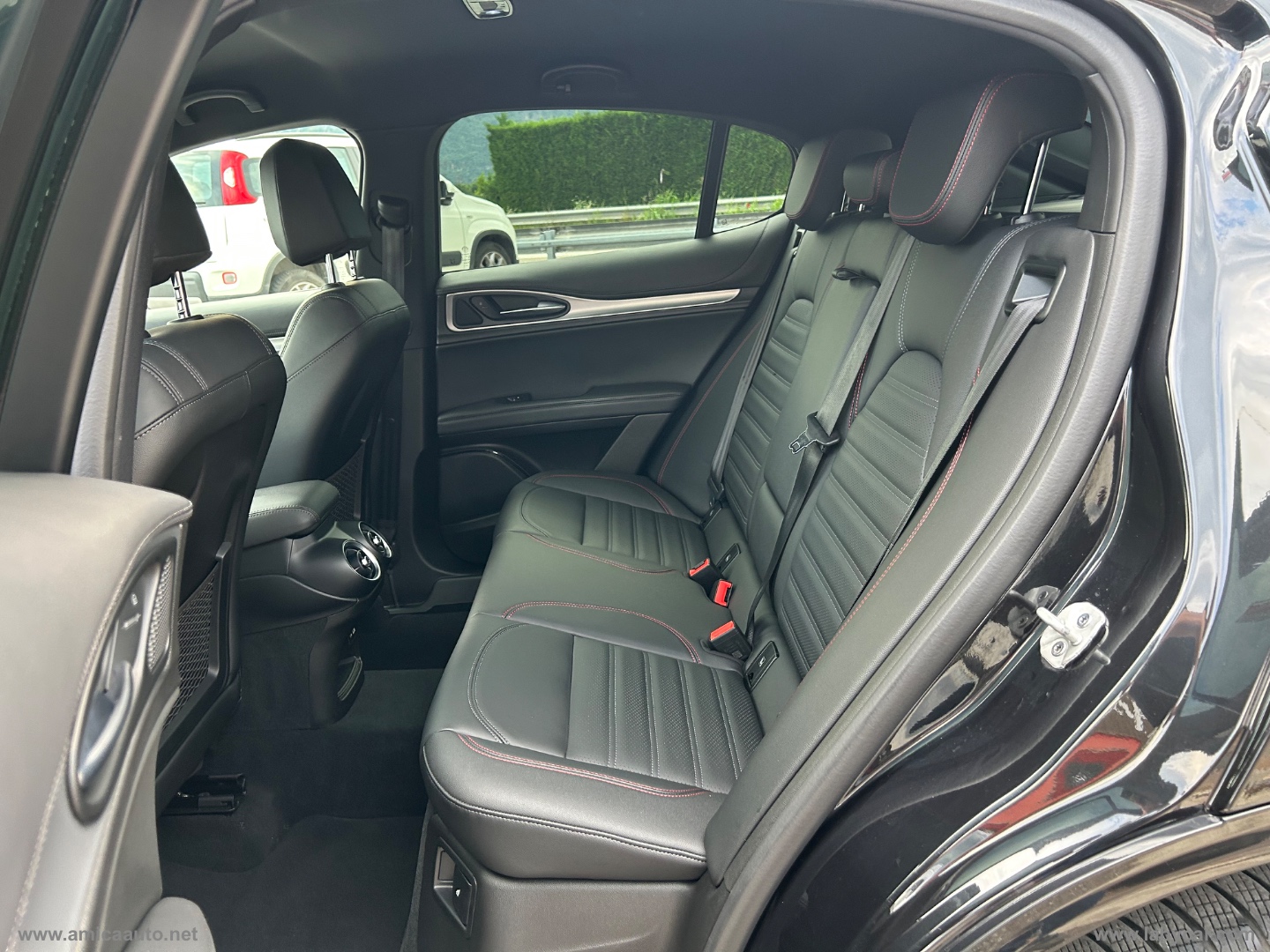Stelvio 2.0 Turbo 280CV AT8 Q4 Competiz. - immagine 13