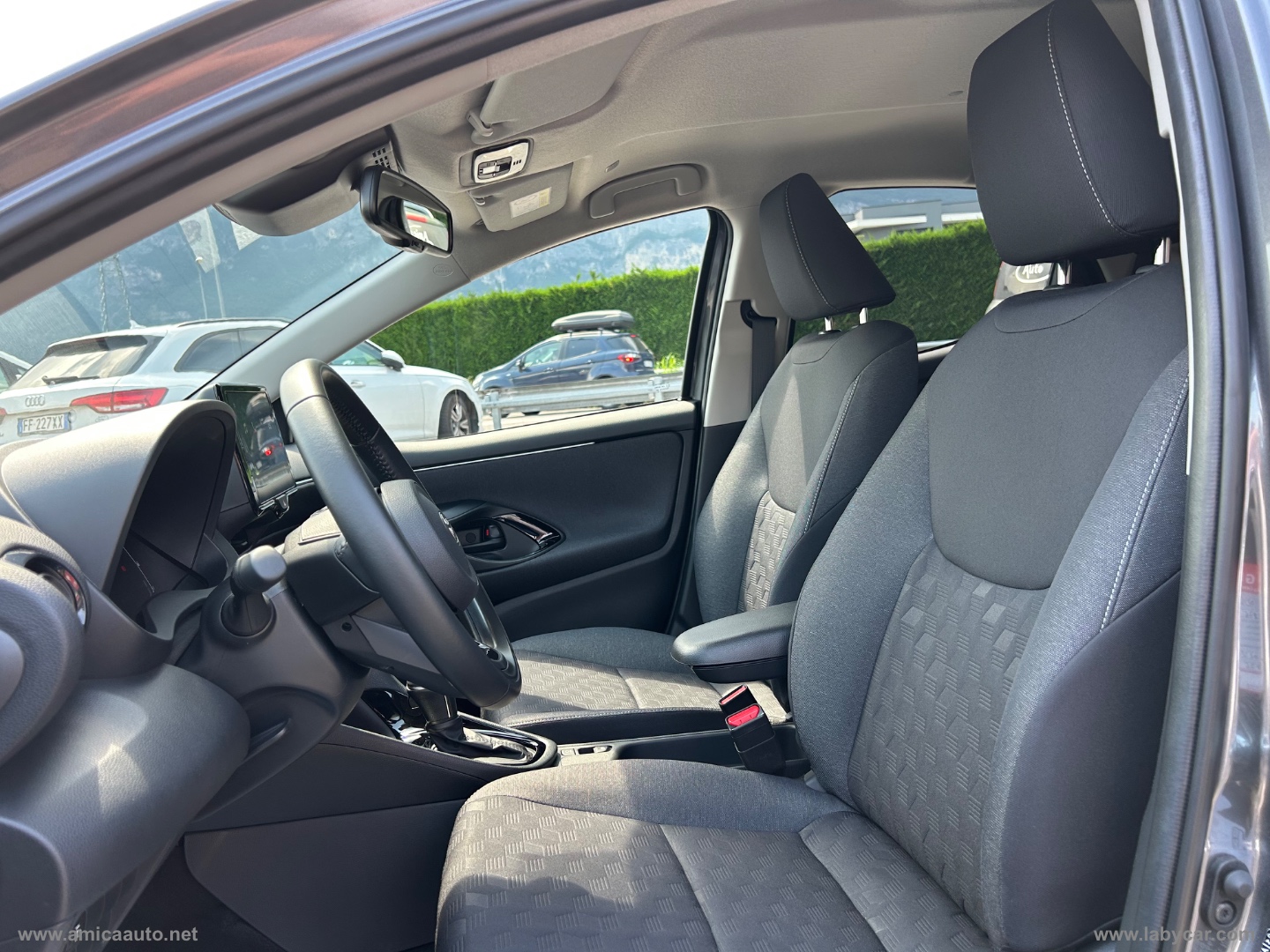 Yaris 1.5 Hybrid 5p. Trend - immagine 13