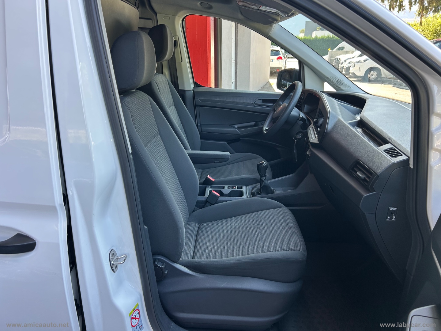 Caddy 2.0 TDI 122CV 4M Furgone Business 4X4 - immagine 13
