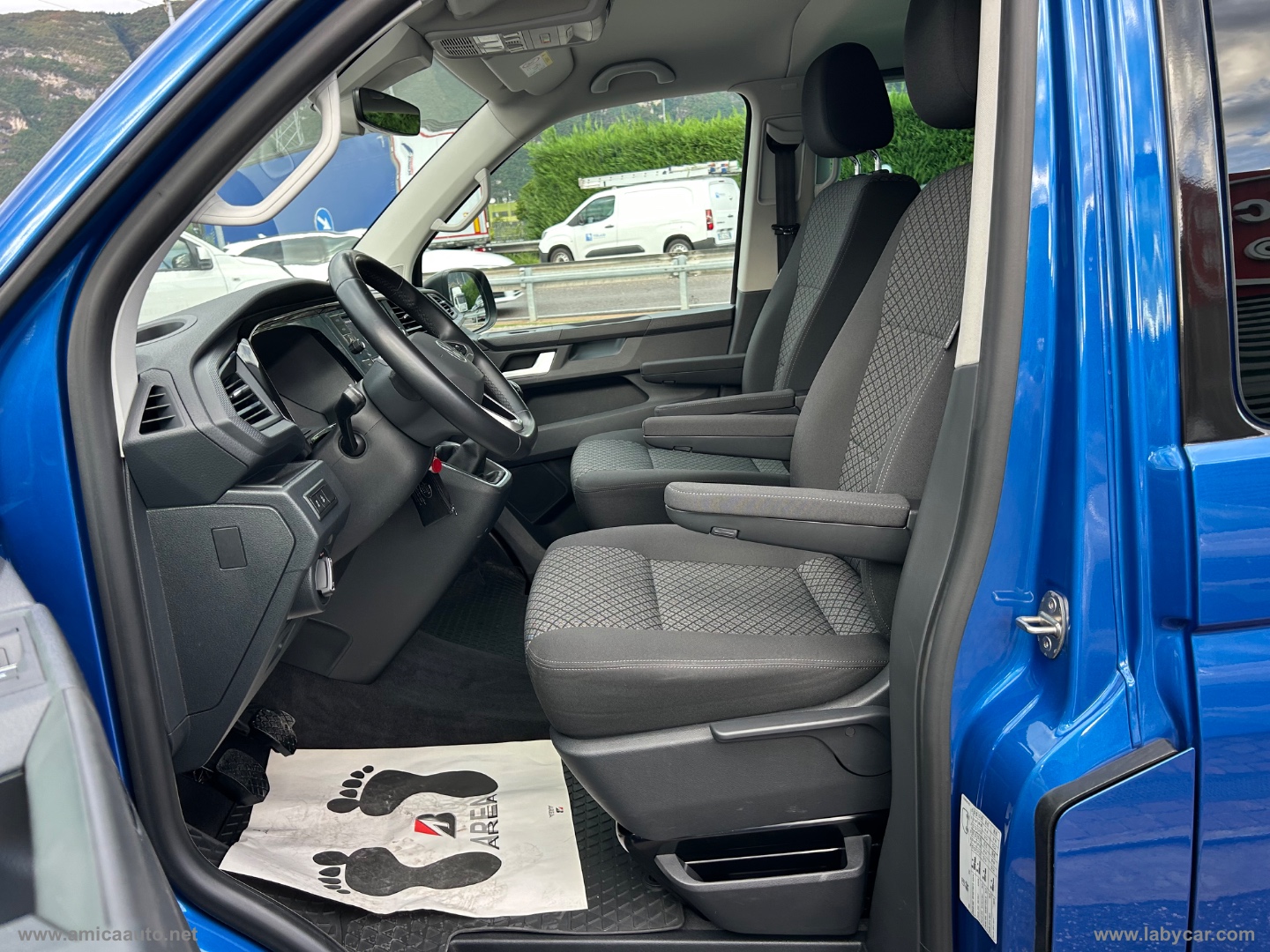 Multivan 2.0TDI 150CV 4M. Space - immagine 13
