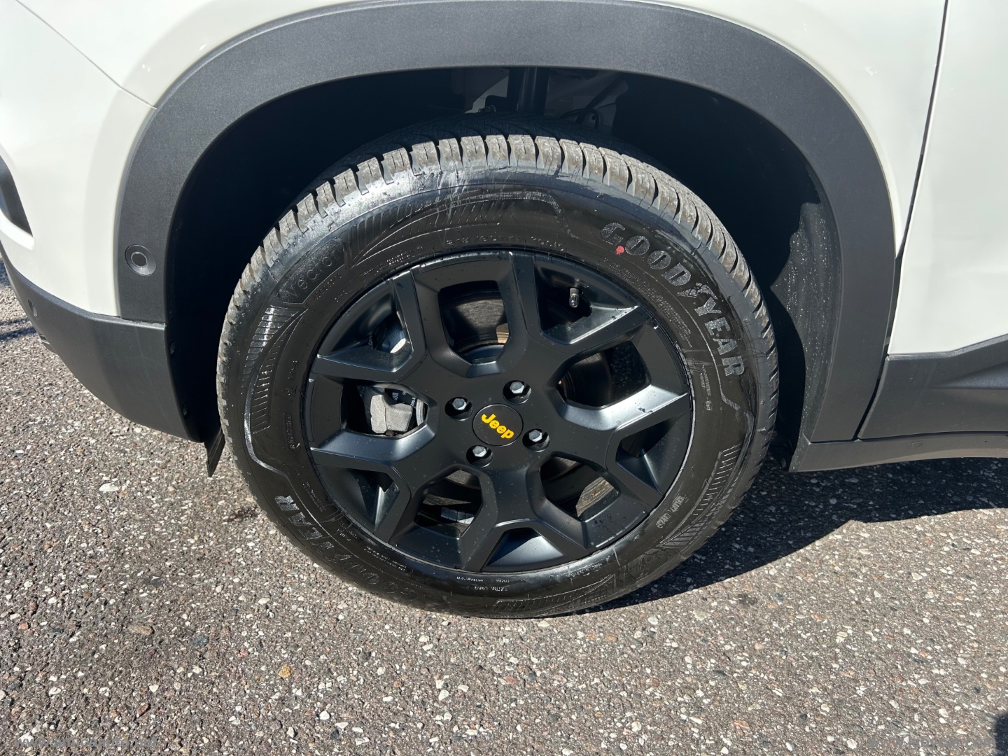 Avenger 1.2 Turbo 145cv e-Hybrid 4xe TheNoth Face Tetto Apribile PANORAMA +4X4 - immagine 13